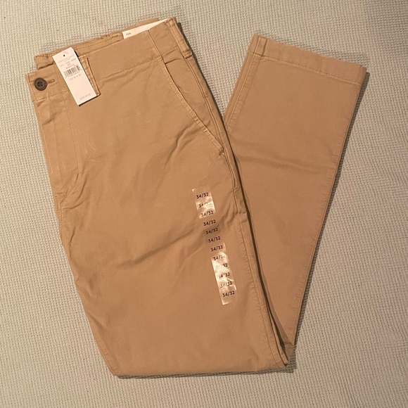 American Eagle Outfitters Other - NWT Men’s American Eagle Khakis